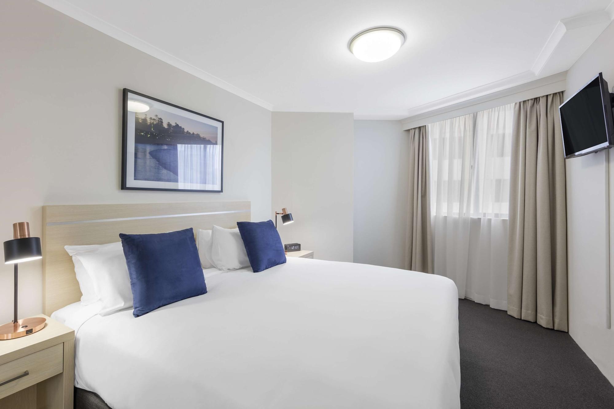 Oaks Sydney Castlereagh Suites Exteriör bild