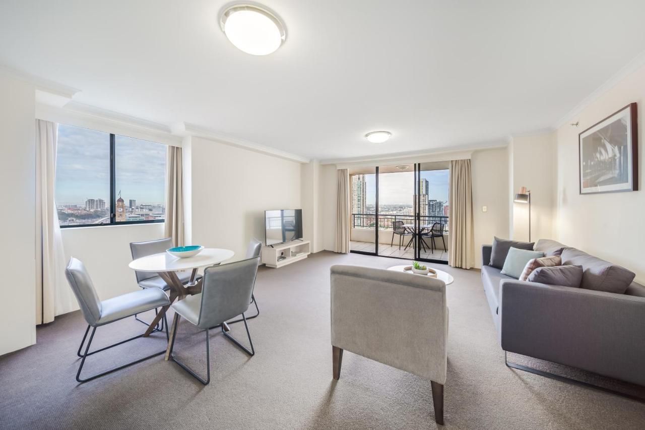 Oaks Sydney Castlereagh Suites Exteriör bild