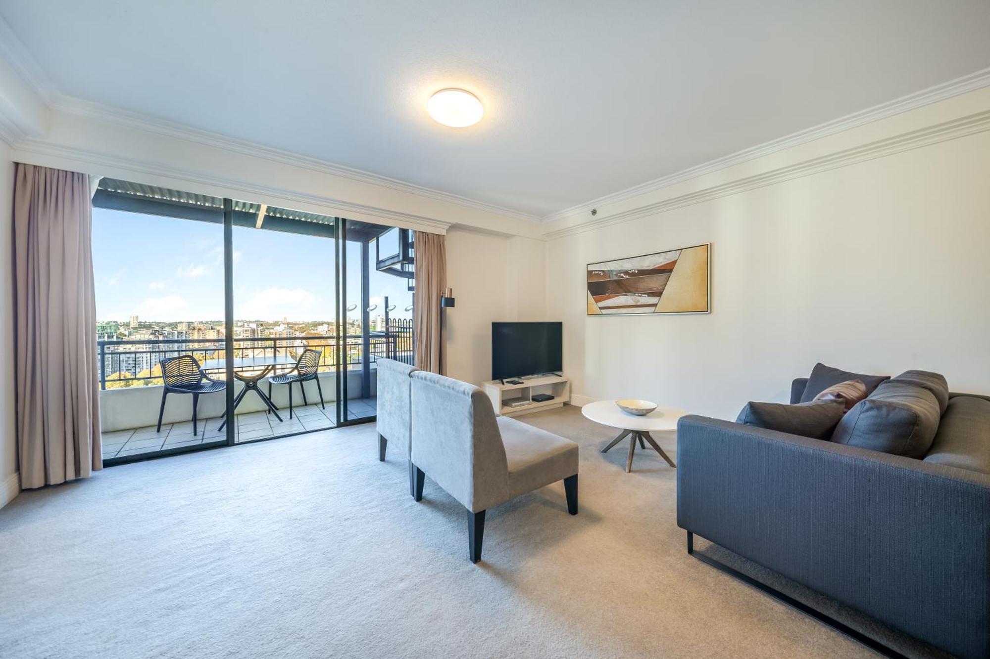 Oaks Sydney Castlereagh Suites Exteriör bild
