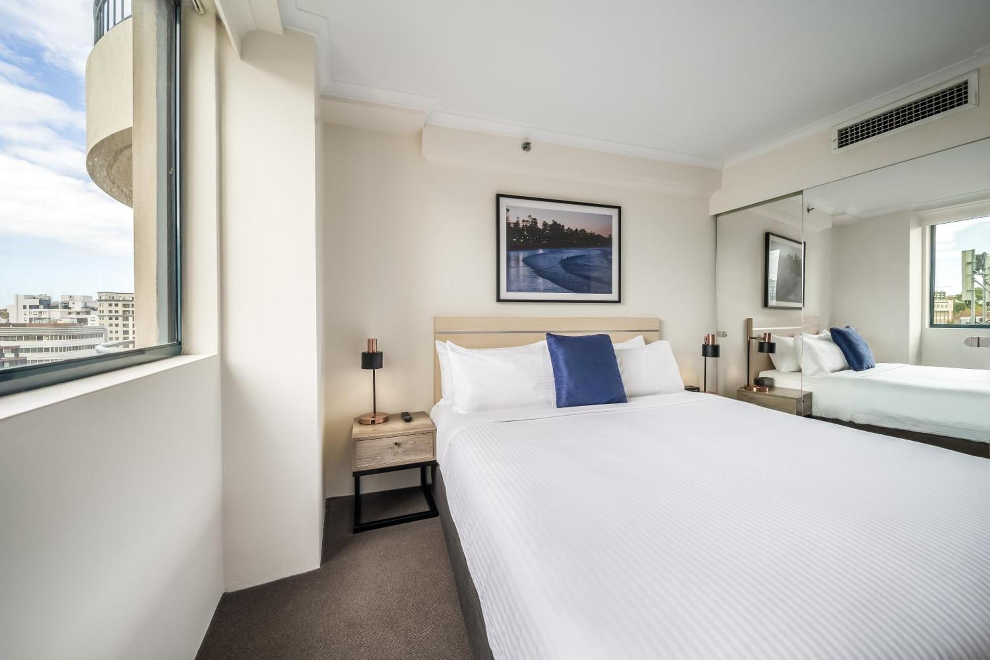 Oaks Sydney Castlereagh Suites Exteriör bild